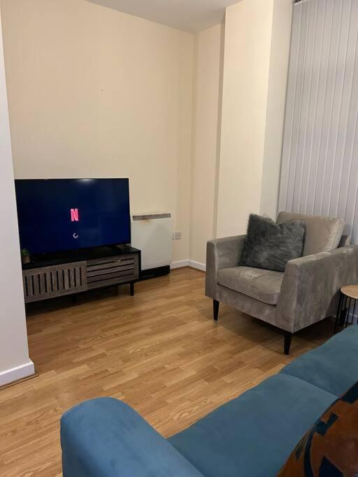 Central Birmingham City Apartment -Smart Tv - Free Parking Onsite Exterior foto
